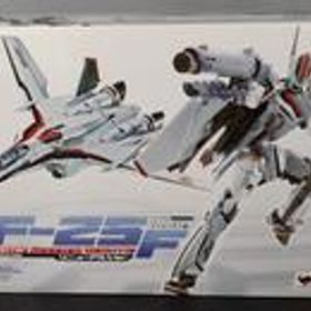 マクロス恋離飛翼 サヨナラノツバサ UF-25F メサイアバルキリー 早乙女アルト機 BANDAI