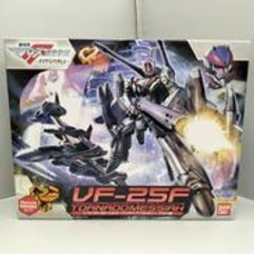 マクロスF VF-25F トルネードメサイアバルキリー アルト機 BANDAI