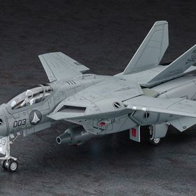 超時空要塞マクロス 1/48 VF-1A バルキリー “ロービジビリティ” プラモデル