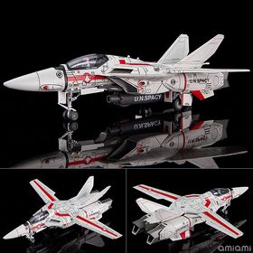 PLAMAX PX06 超時空要塞マクロス 1/72 VF-1J ファイターバルキリー バーミリオン小隊(一条輝機) プラモデル