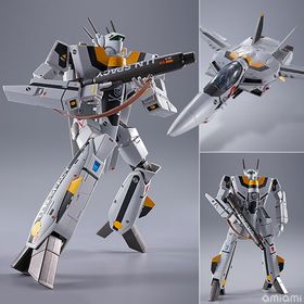DX超合金 初回限定版VF-1S バルキリー ロイ・フォッカースペシャル 『超時空要塞マクロス』