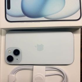 iPhone15 本体 128GB 箱 純正ケーブル付き SIMフリー