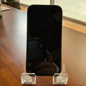 【極美品】iPhone15 256GB ブラック
