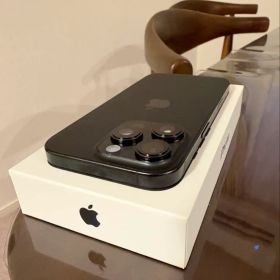 Apple iPhone 16 Pro 1TB SIMフリー