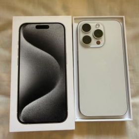 iPhone 15 Pro 256GB ホワイトチタニウム SIMフリー