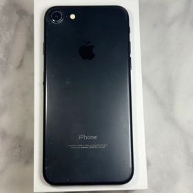 Apple iPhone 7 本体 32GB 79%