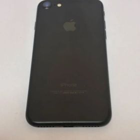 Apple iPhone 7 本体 ブラック A1779