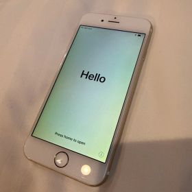 Apple iPhone 6 64GB 本体