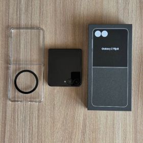 Samsung Galaxy Z Flip8 256GB グラファイト