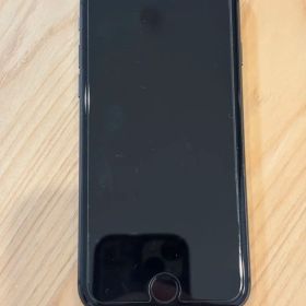 iPhone8 64㎇ バッテリー79%