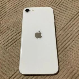 ③Apple iPhoneSE 第2世代 本体 ホワイト SIMフリー 64GB