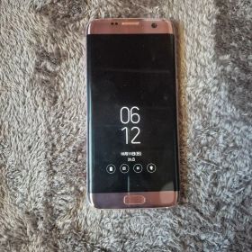 Samsung Galaxy S7 edge au 本体