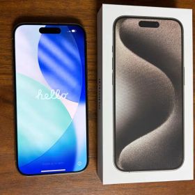 iPhone 15 Pro 256GB ナチュラルチタニウム SIMフリー