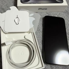 iPhone 15 Pro （256GB・ブラックチタニウム）