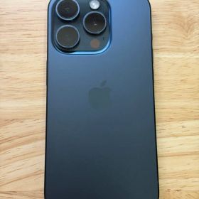 Apple iPhone 15 Pro 本体 512GB