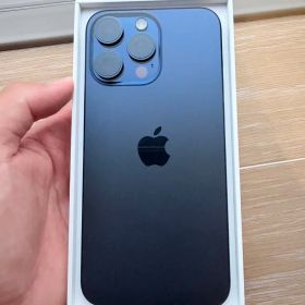 iPhone 15 Pro 256GB 本体