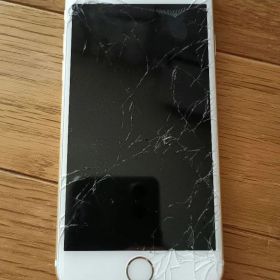 Apple iPhone 6 A1586 ゴールド 本体
