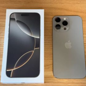 iPhone 16 Pro Max 256GB 本体 simフリー 88%