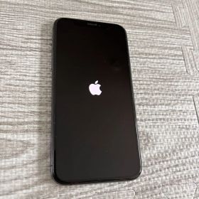 iPhone Xs バッテリー98% SIMフリー