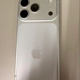 Apple iPhone 17Pro 本体 シルバー 256GB