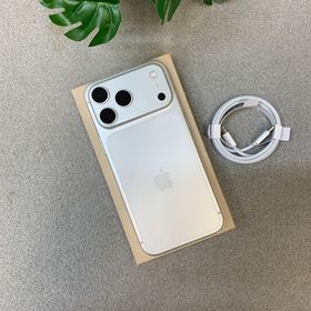 バッテリー 98% iPhone 17ProMax 512GB 国内版 SIMフリー 送料無料