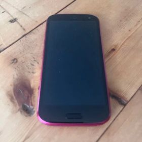 docomo らくらくスマートフォン F-52B 本体