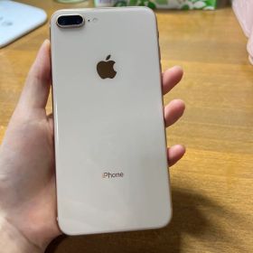 Apple iPhone 8 Plus 本体