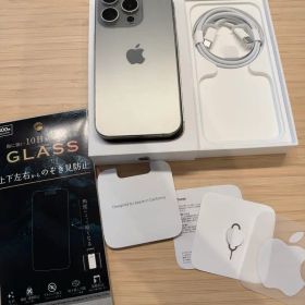 美品 iPhone15Proナチュラルチタニウム 128GB SIMフリー