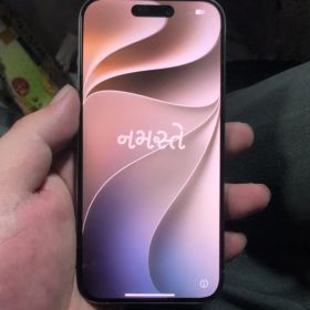美品！Apple iPhone 15Pro 本体