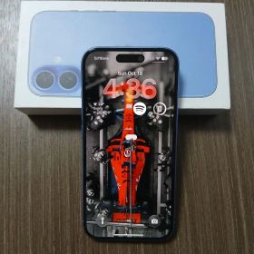 美品 Apple iPhone 16 本体 ブルー 128gb シムフリー