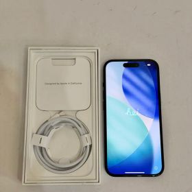 iPhone 15 ブラック128GB SIMフリー 箱 コード付