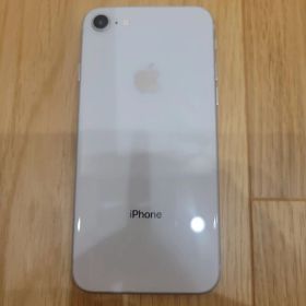 Apple iPhone 8 64GB シルバー SIMフリー