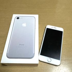 Apple iPhone 8 256GB 本体