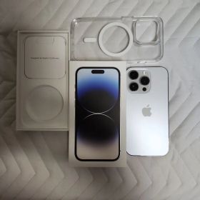 Apple iPhone 14 Pro 本体