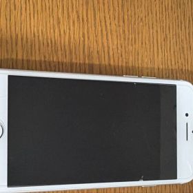 Apple iPhone 7 シルバー 本体