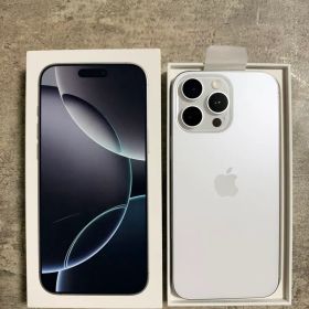 iPhone 16 Pro Max 本体 ホワイトチタニウム