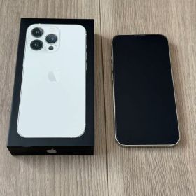 Apple iPhone 13 Pro 本体 シルバー