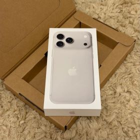 iPhone18ProMax 256GB 本体 シルバー SIMフリー新品未開封