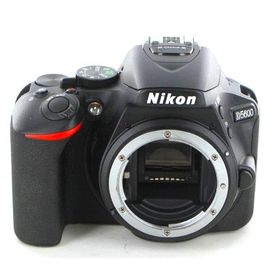 ニコン(Nikon)のニコン D5600 ボディ(デジタル一眼)