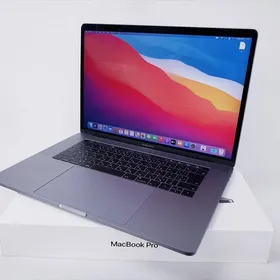 Apple MacBook Pro 2018 15型 新品¥92,950 中古¥77,180 | 新品・中古の 