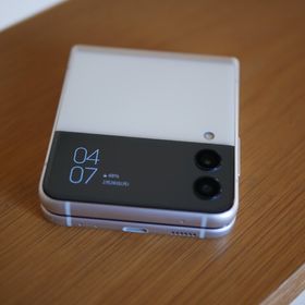 Galaxy Z Flip3 5G 新品 72,800円 中古 30,000円 | ネット最安値の価格 