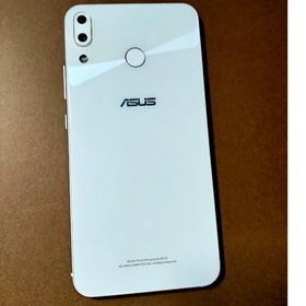 ZenFone 5 新品 31,800円 中古 9,300円 | ネット最安値の価格比較 ...