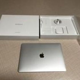 MacBook Air M1 2020 メモリ 16GB モデル 新品 135,000円 中古 