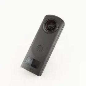 RICOH THETA Z1 新品 128,584円 中古 84,800円 | ネット最安値の価格 ...
