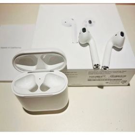 AirPods 第2世代 MV7N2J/A (充電ケース付き) 新品 11,000円 中古 