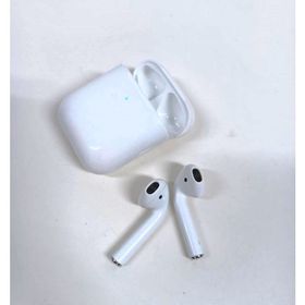 オーディオ機器 イヤフォン AirPods 第2世代 MV7N2J/A (充電ケース付き) 新品 11,000円 中古 