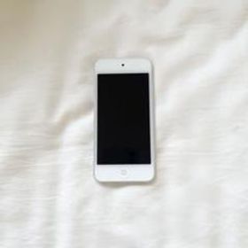 オーディオ機器 ポータブルプレーヤー iPod touch 第7世代 2019 128GB 中古 26,980円 | ネット最安値の価格 オーディオ機器 ポータブルプレーヤー iPod touch 第7世代 2019 128GB 中古 26,980円 | ネット最安値の価格