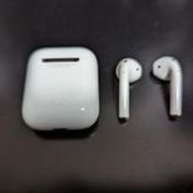 オーディオ機器 イヤフォン Apple AirPods 第2世代 MV7N2J/A (充電ケース付き) 新品¥11,000 中古 
