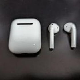 AirPods 第2世代 MV7N2J/A (充電ケース付き) 新品 5,411円 中古 