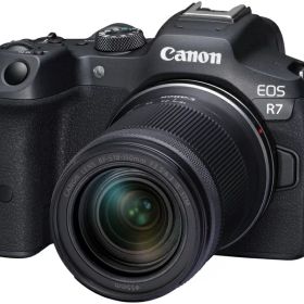 【送料無料】Canon 5137C008 ミラーレスカメラ EOS R7・18-150 IS STM レンズキット【在庫目安:お取り寄せ】| カメラ ミラーレスデジタル一眼レフカメラ 一眼レフ カメラ デジタル一眼カメラ